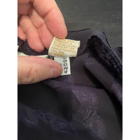Vintage Victoria's Secret Gold Label Black Purple Nightie Slip Small EUC - Picture 7 of 8